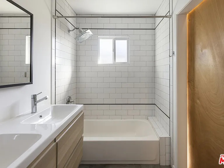 5712 Buchanan St — Photo 13