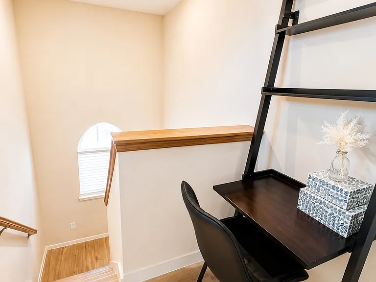 6318 Chimineas Ave — Photo 43