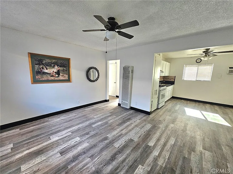 1651 E 42nd St #1 — Photo 3