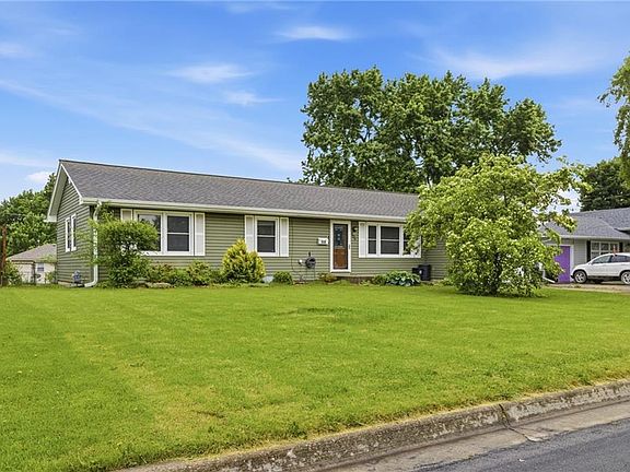 3rd image of 506 South Dr