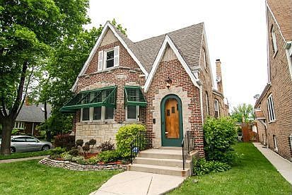 1st image of 5758 W Cornelia Ave