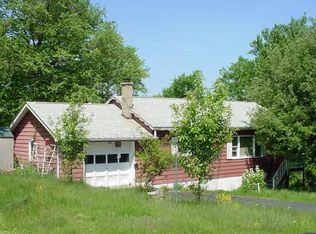 Alpine Rd, Beach Lake, PA 18405