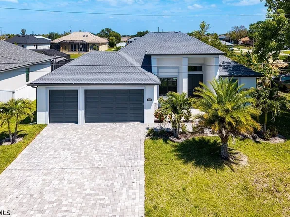 635 NE 7th Ter, Cape Coral, FL 33909