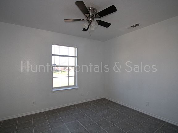 4th image of 3803 Kevin Shaw Dr