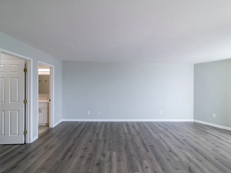 3rd floor primary bedroom