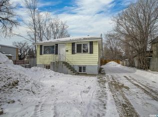 327 Q Ave S, Saskatoon, SK S7M2Y2
