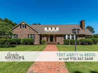 108 N Herring St, Rose Hill, NC 28458