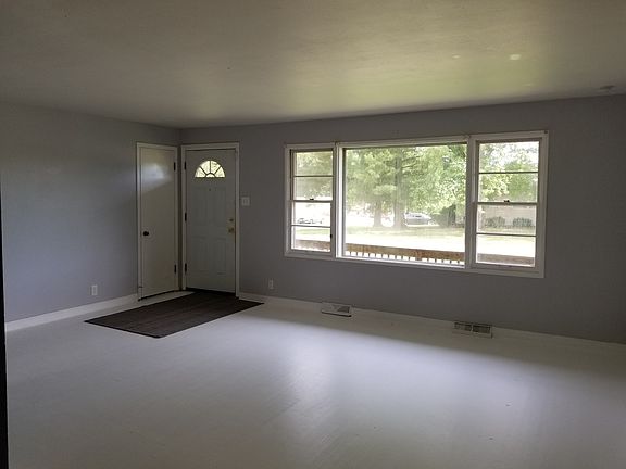 Open and bright living room