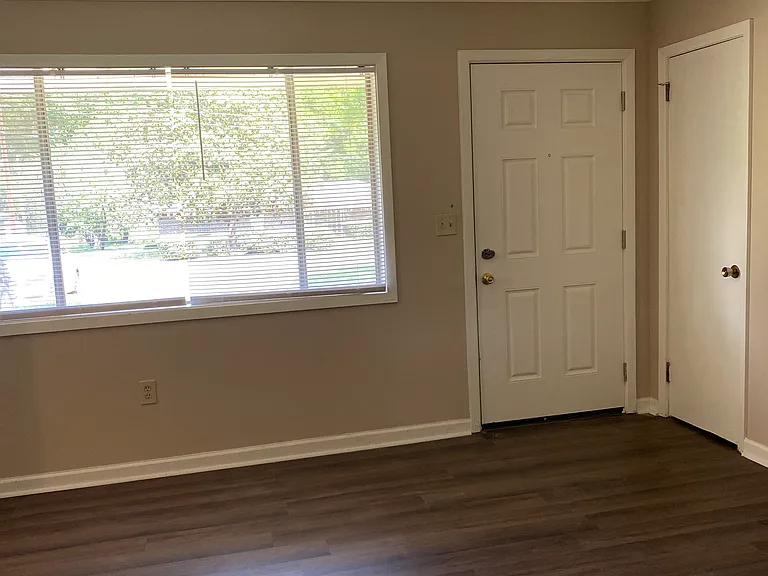147 Willie Burrell Dr — Photo 9
