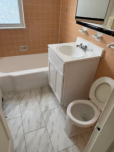 14 Redcliffe Ave #1A Photo 1