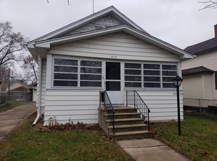 513 Bangs St, Aurora, IL 60505