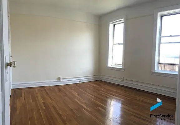 Rented by FirstService Realty (legacy) | media 19