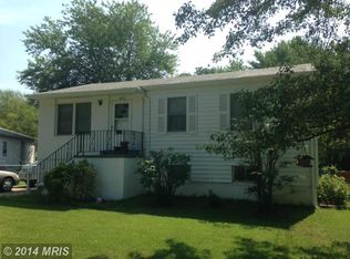 5435 Whitfield Chapel Rd, Lanham, MD 20706