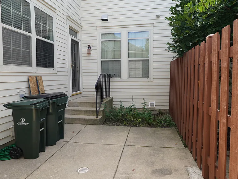 2664 Goldenrod Ln — Photo 27