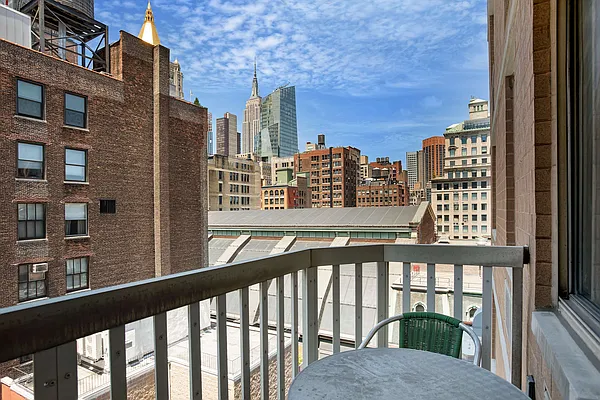 Rented by Compass | media 11