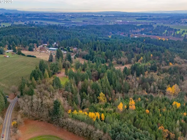 NW Pumpkin Ridge Rd, North Plains, OR 97133
