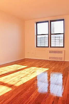 Sold by Diamond Real, Inc. | media 19