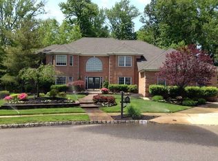1016 Juniper Ct, Woodbury, NJ 08096