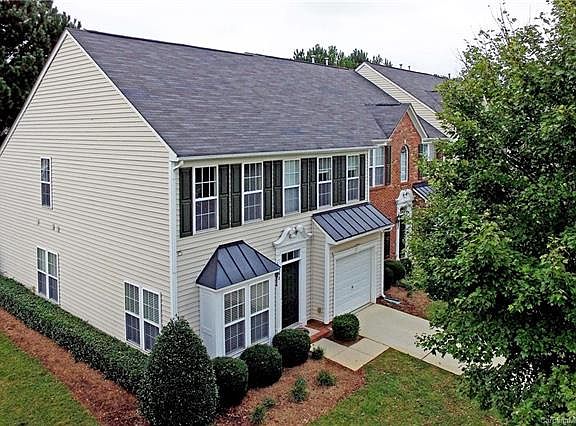 2nd image of 158 S Arcadian Way