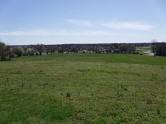 2nd image of 1231 Tiny Town Rd