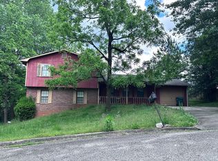 1246 Whitney Pl, Stone Mountain, GA 30088