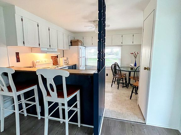 5th image of 613 Painter Creek Rd