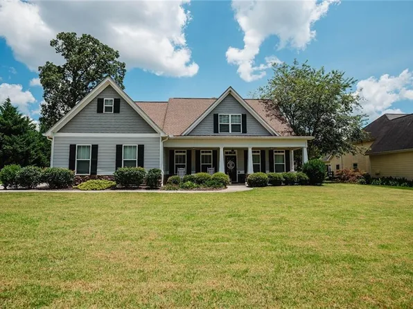 50 Waters Edge Ct, Dallas, GA 30157