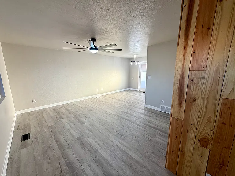 519 Garland St — Photo 6