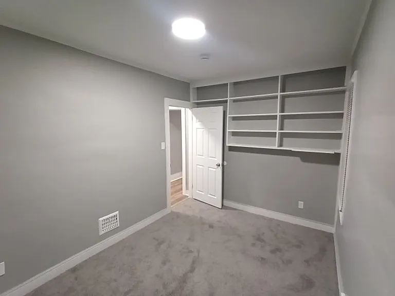 15857 Evanston St — Photo 12