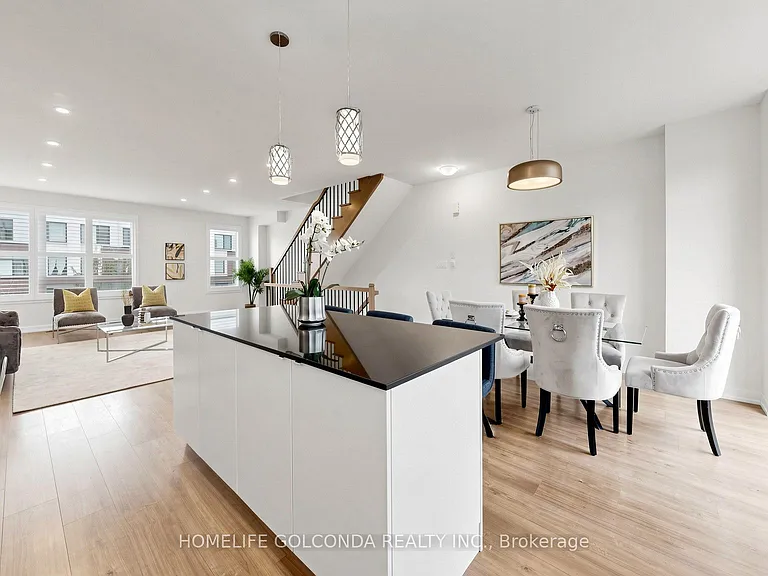 3062 Ernest Appelbe Blvd — Photo 14