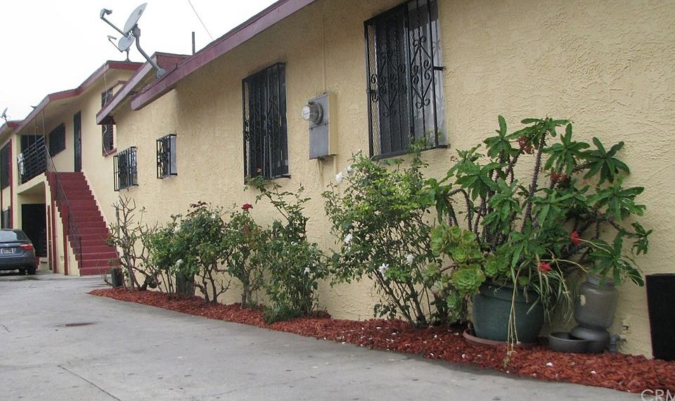 1st image of 9325 Maie Ave