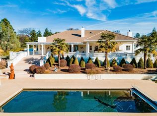 13840 Country Heights Dr, Penn Valley, CA 95946