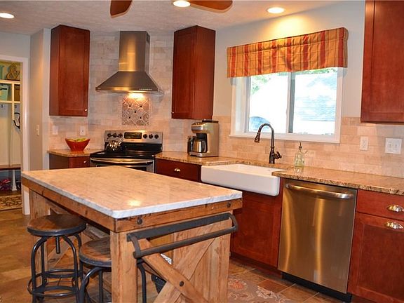4th image of 1503 Marview Dr