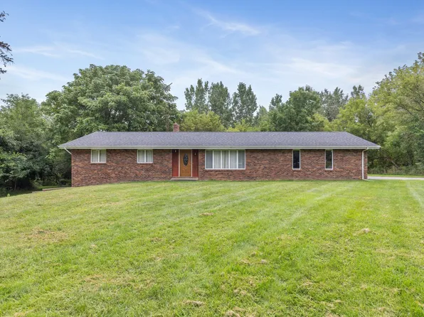 5978 Watson Rd, Eau Claire, MI 49111