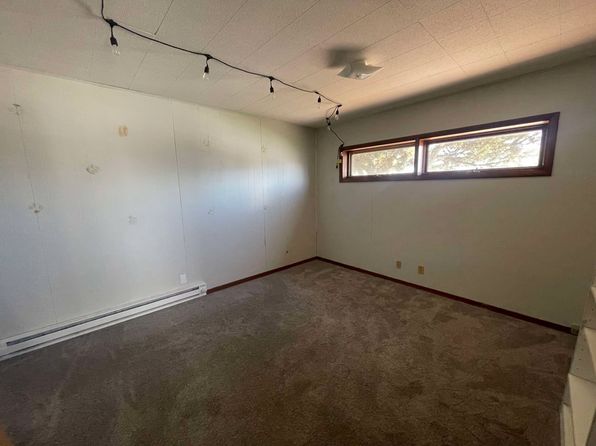 5 7th Ave W, Polson, MT 59860