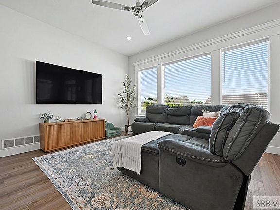 4th image of 4354 E Hatch Hollow Ln