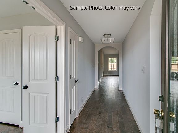 5th image of 452 Mirren Cir