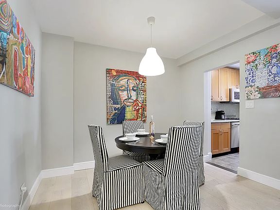 5th image of 136 E 76th St APT 4C