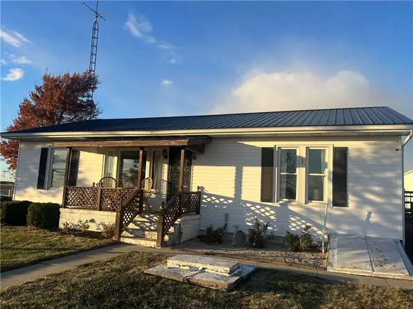 1011 County Road 1600e, Sullivan, IL 61951