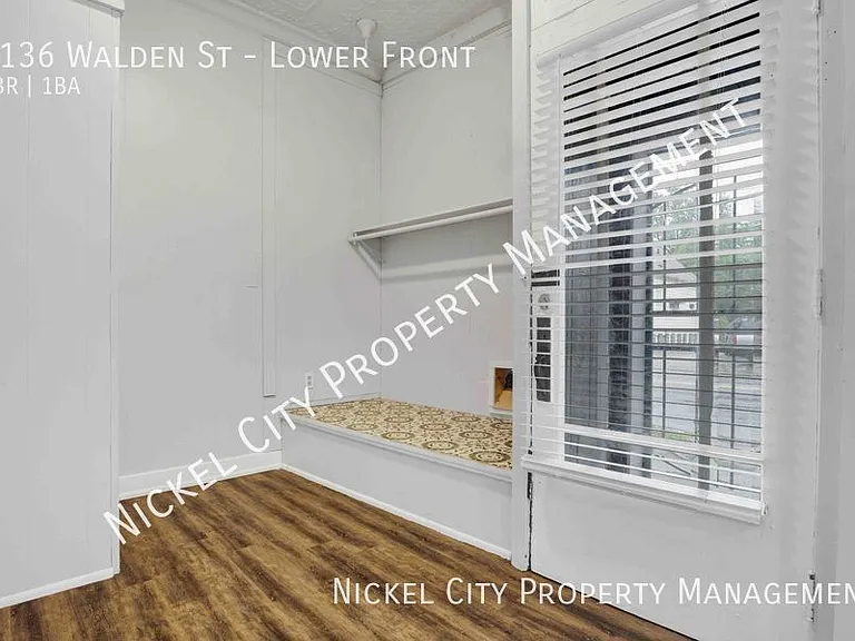 1136 Walden Ave #LOWER FRONT — Photo 2