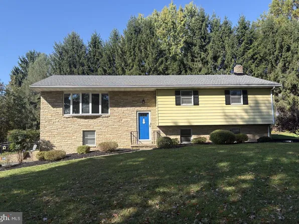 420 School Rd, York, PA 17407