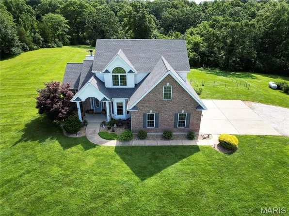 9 Buelah Dr, Troy, MO 63379