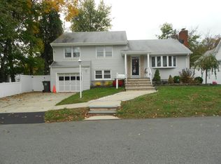 803 Harrell Ave, Woodbridge, NJ 07095