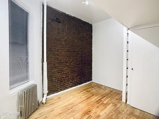 Rented by Citi Habitats | media 9