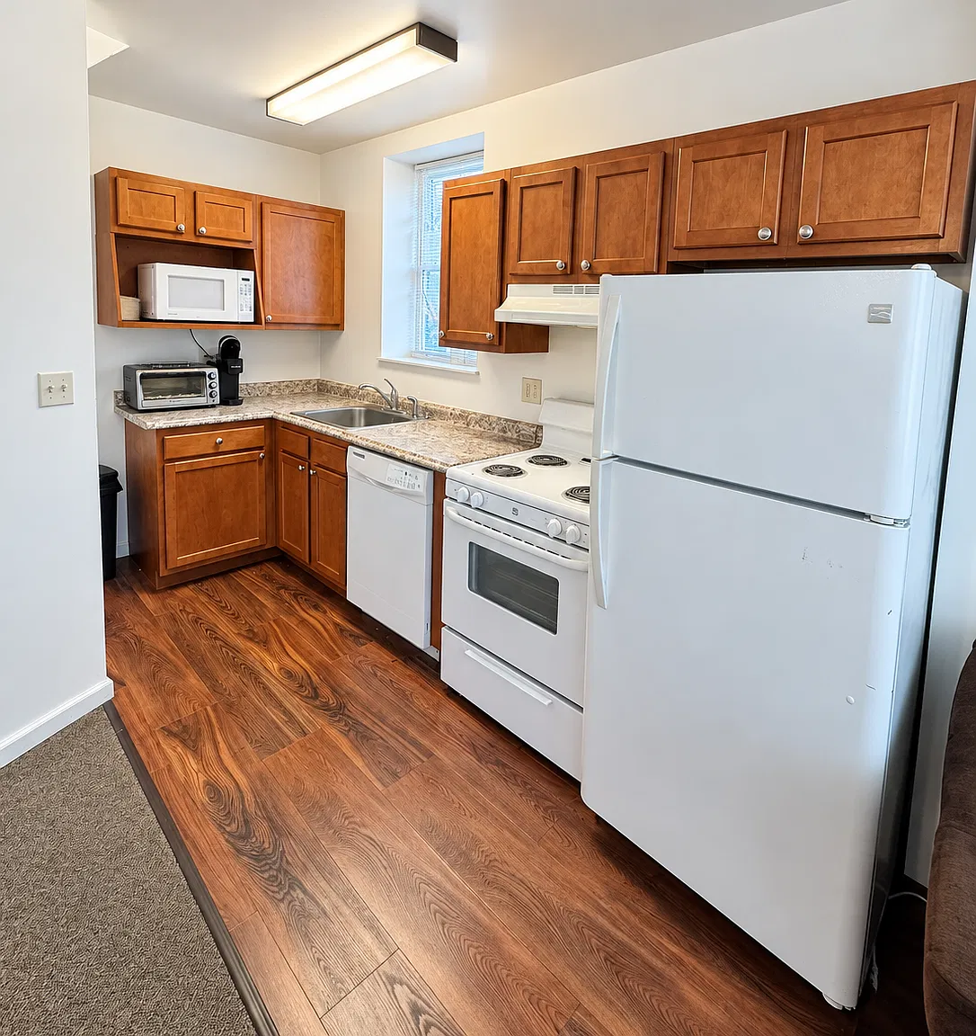 3 bed, 1300 sqft, $2,800 — Photo 4