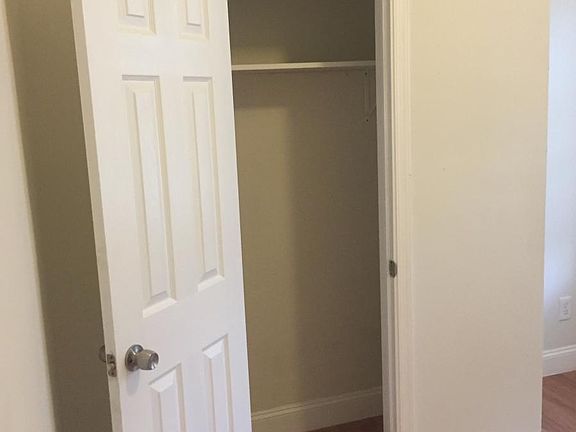 4th image of 4221 W Stiles St #1