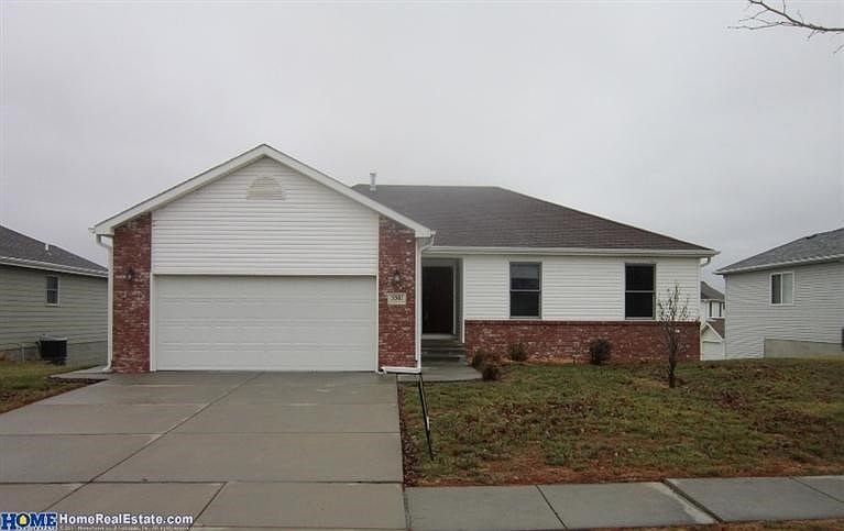 2nd image of 5381 Mission Ln