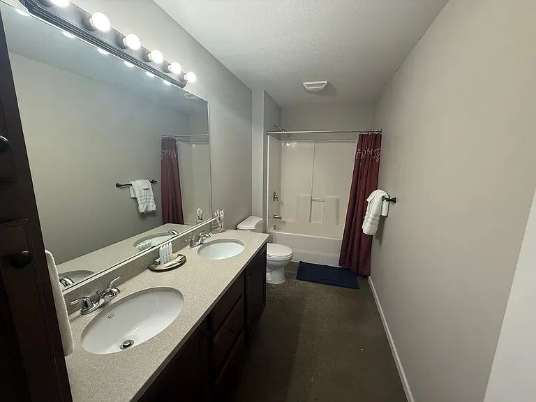 1409 Paris Rd #101 — Photo 28