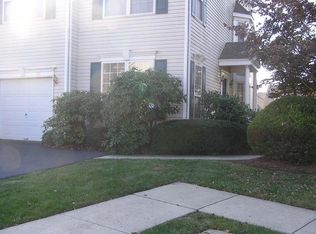 709 Santa Anita Dr, North Wales, PA 19454