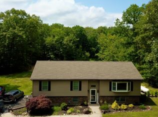 34 Fox Hollow Rd, Montague, NJ 07827